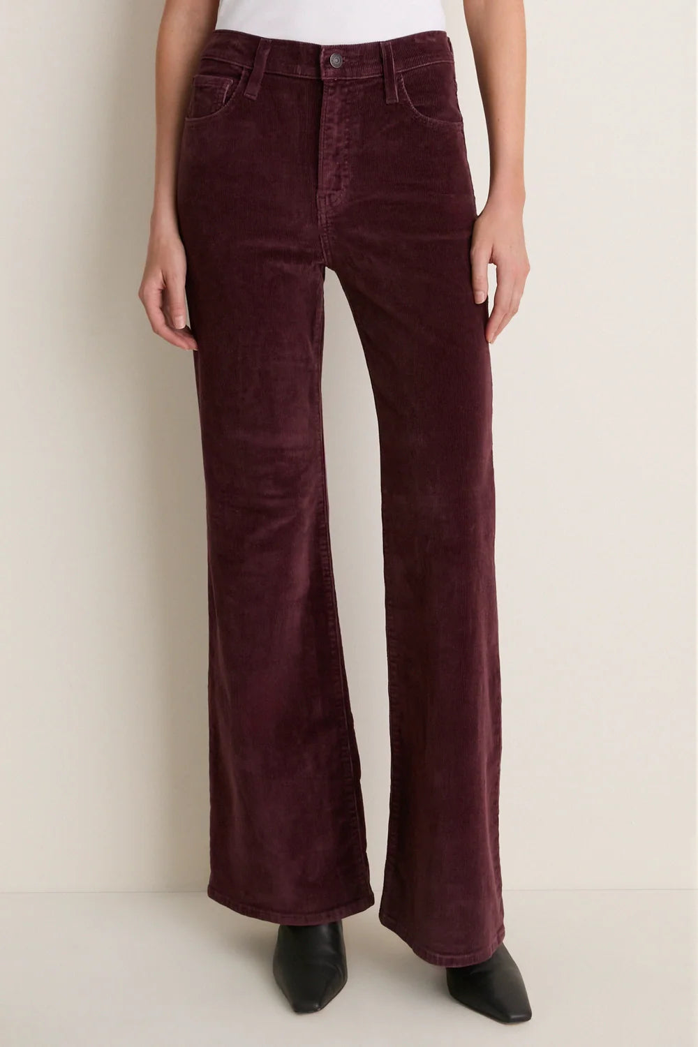 Levi's Ribcage Flare Corduroy Jeans in Sassafras