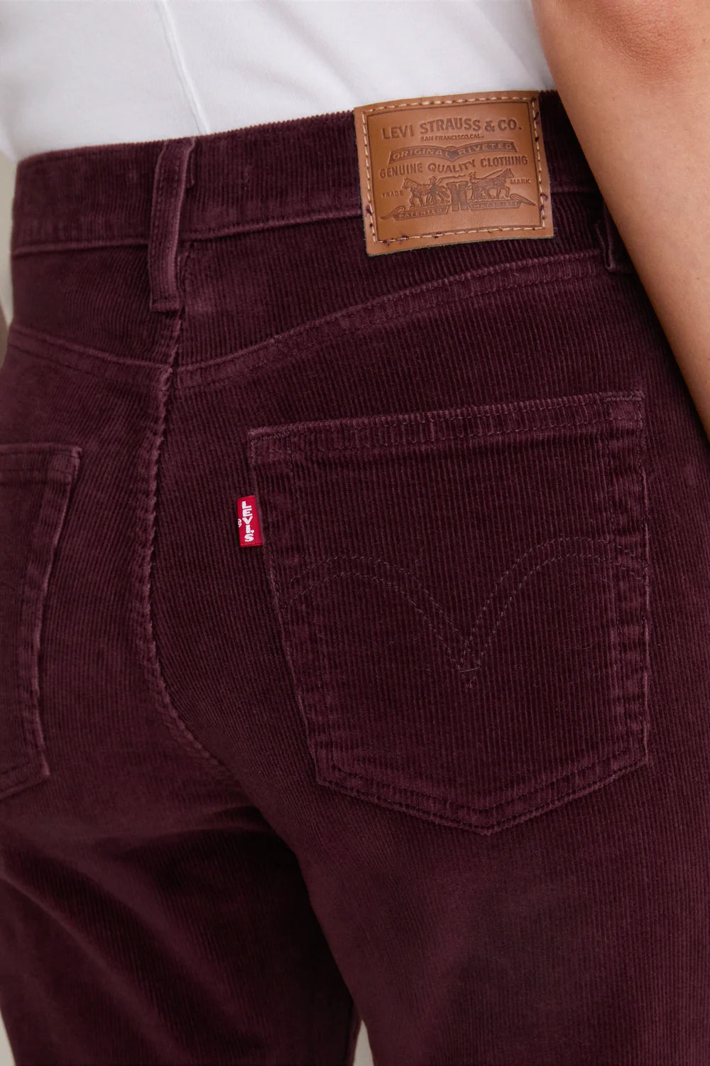 Levi's Ribcage Flare Corduroy Jeans in Sassafras