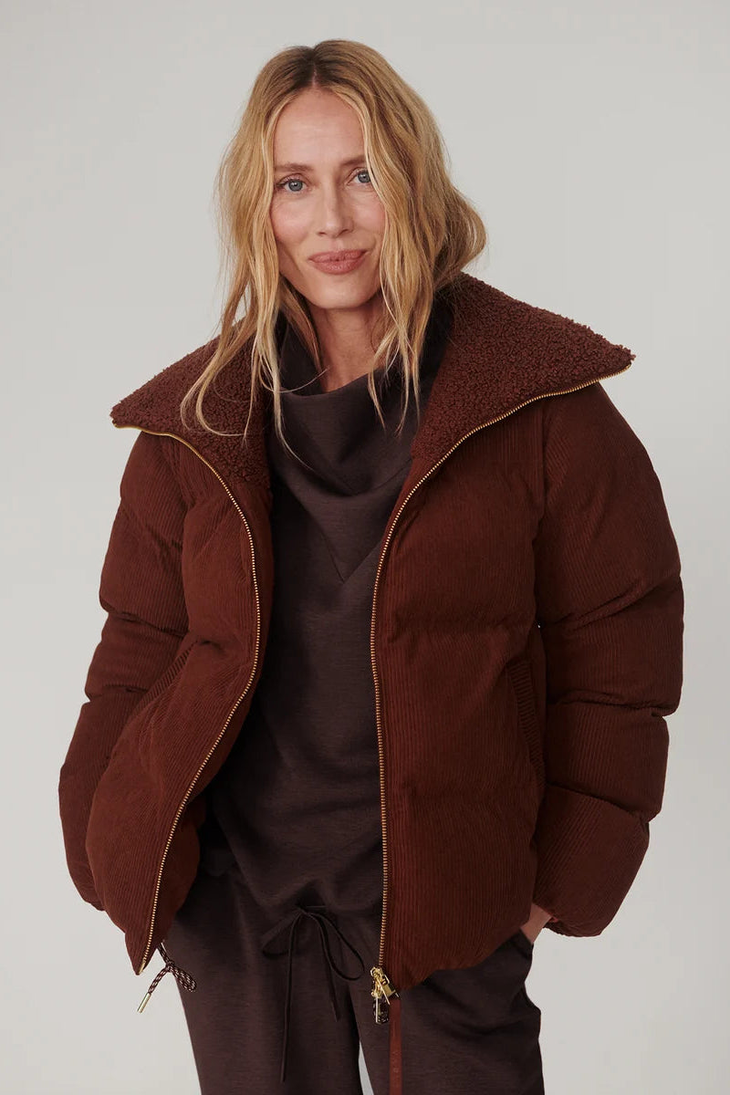 Varley Brackley Cord Puffer Jacket in Cappuccino